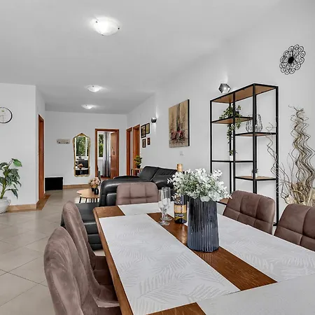 Apartament Lov&mar With Parking Makarska